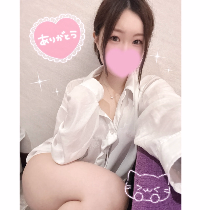 本指名Kくんへ💌

Kくんっ( ˶>ᴗ<˶)💕　こんな短い期間でまた会えるなんて思ってなかった！😭💕　お仕事終わりにそしてすぐ会いにきてくれてありがとうっ(*´˘`*)♡いつもお仕事前とかだから、お仕事後のKくん新鮮だったっ🥰 Kくんの敏感さ前回より増してえちえちだったね🙈💕ｴﾍﾍ なんでかなぁー？💭笑　ふたりで一緒にいちゃいちゃ沢山できて嬉しかったよっ🙈❤️
Kくんからひよりにお話聞いてくれたり、沢山想い伝えてくれて嬉しかった♪
またKくんのこと知れたことも増えて心おどってました( •ᴗ• و(و"✨
またひよりが気持ちよくするねっ💕
Kくんまたね🫂✨

ひより