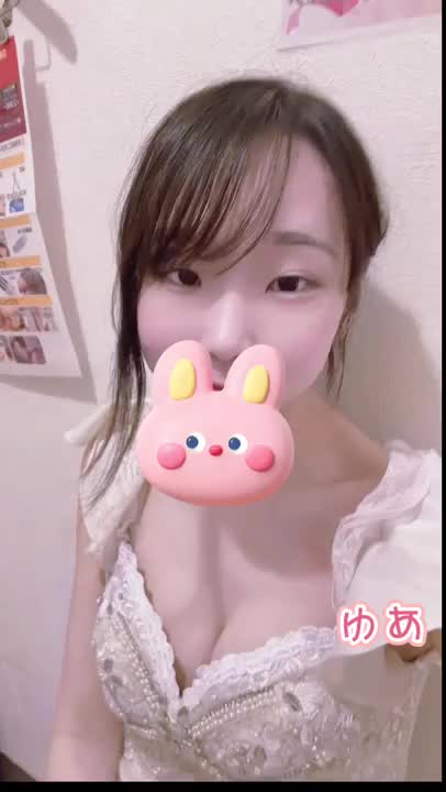 お昼ですね〜お腹すいちゃった、、、

今日のドレスとっても可愛いので見て欲しい🫶🏻︎💕︎︎