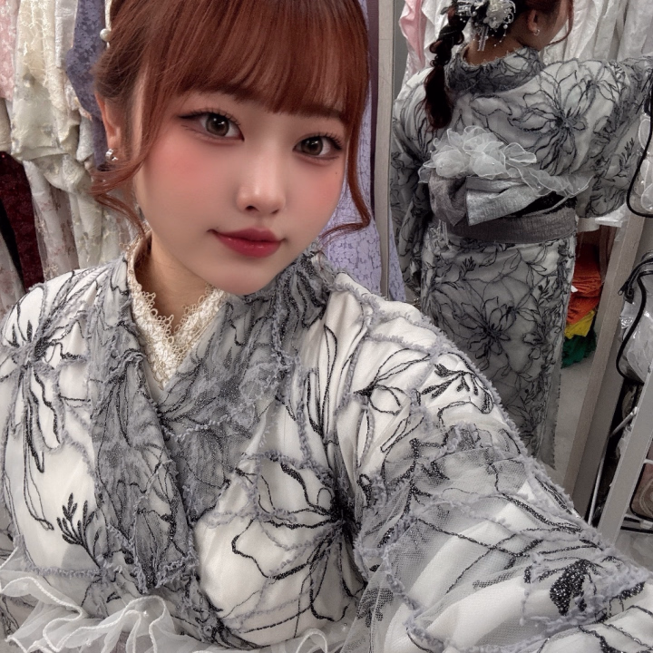 京都旅行に友達と行ってきました🫶

初めて着物で散策した👘

寒かったけどいい思い出になりました💕

北海道帰ってきて思ったのは雪やばすぎる☃️

友達のお家でしばらく滞在して地元帰ります❤️


あくあ