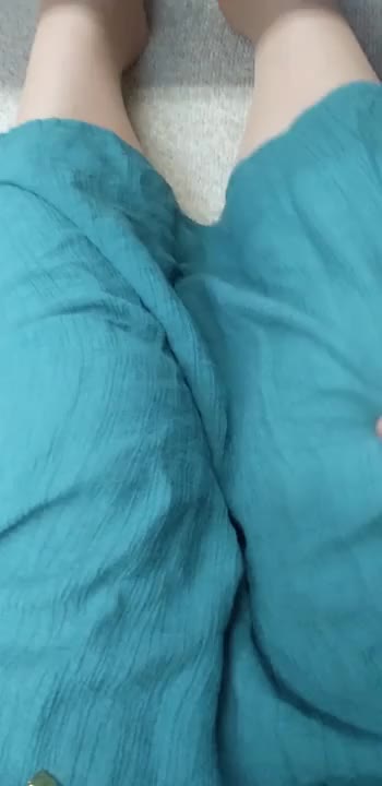 脚からみえたのは❔
