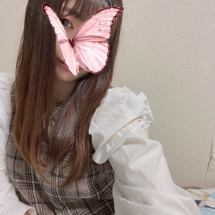 ３日目です♡


出勤できるのも残り2日間になっちゃったよ〜🥺あっという間ですね😢


今日も21時までお部屋います♡