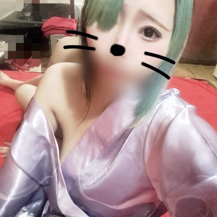 こんばんは🎶

まだまだこれから！会いに来てくれる

お兄さん待っているところ😺

日中は少し暖かいけど、東北は春来るの

まだ先かな~~？

この時間からとくに寒くなったように

感じるよね❄️

お兄さんが癒されて気持ちもあったかく

なってくれるようにたくさんご奉仕する

からね！！