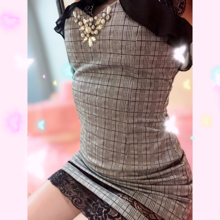 おはようございます︎☀️

のびのびしたらなんだか腰周り掴みたくなっちゃいませんか？///

来れる日が減っちゃって今月残り2日間です😢

6/25.28、7:00～20:00までお待ちしてます🫧