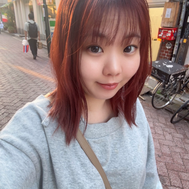 明日！！
こんばんはー！
髪の毛染めてピンクになったよ〜💁✂
明日は18:00~24:00までの出勤！！
女の子多くて、お部屋入れる時間遅くなってしまうかもなので、早めのご予約、ご来店お待ちしてます！！