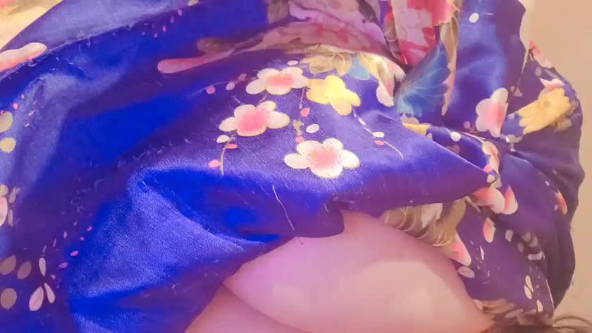 こんにちわ、かなみです❗かなみのおっぱいです♥️
