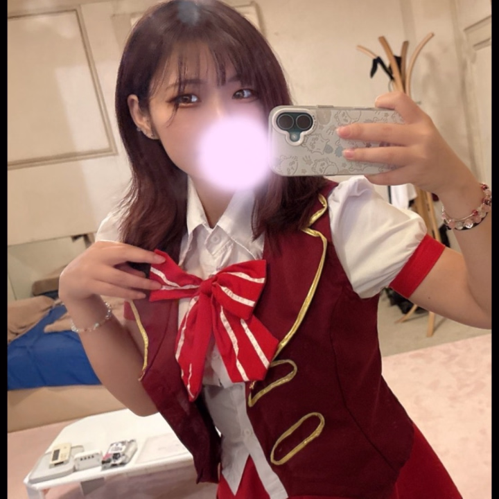 こはくです💕︎︎
今日もみんなおつかれさまです🥺
有難いことにお忙しくさせてくれて
感謝です🙏
今日は20時半までとラスト枠のみ🈳です!
明日はお休みになるので
会いたい方は今日の空いてる時間か
明後日以降ぜひ会いに来てください🙇♀️