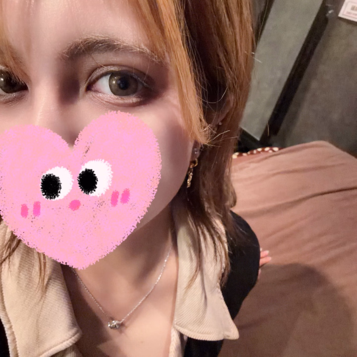 こんばんわ🌙

今日は17時〜23時まで出勤してます！

ちょっと久しぶりの出勤✨たくさんの方と楽しみたいです❣️☺️

待ってます📞💕