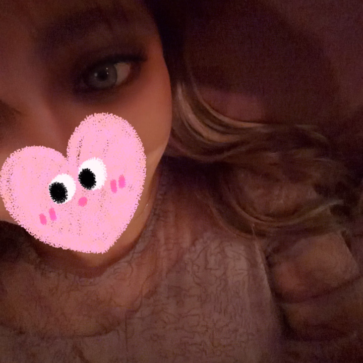 こんばんわ🌙

今日は17時〜ラストまで出勤してます！

暑いね🥵スケスケのドレス着てみたよ🫶どうかな？☺️

待ってます📞💕