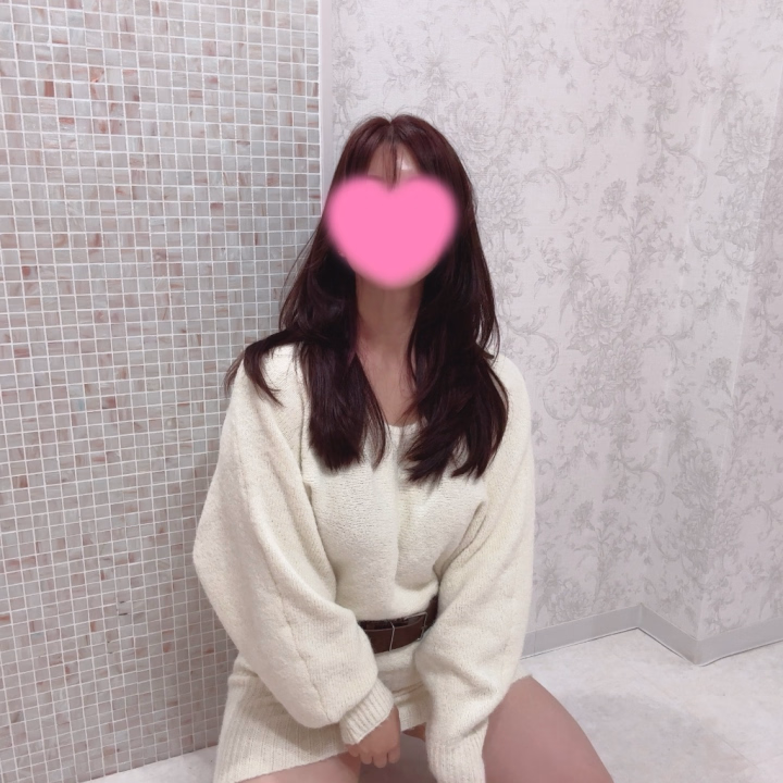 今更ながら今月は宣材写真のニットワンピを着てお出迎えです❤️
好評でよかった〜🥰🥰
髪の毛も切ってきれいきれいなので見に来てね！

吉原の出勤は今月あと3日しかないのさみしい🥺

------------
5/10 8:00-16:00
5/11 18:00-L
5/17-23 沖縄
5/26 8:00-16:00
------------