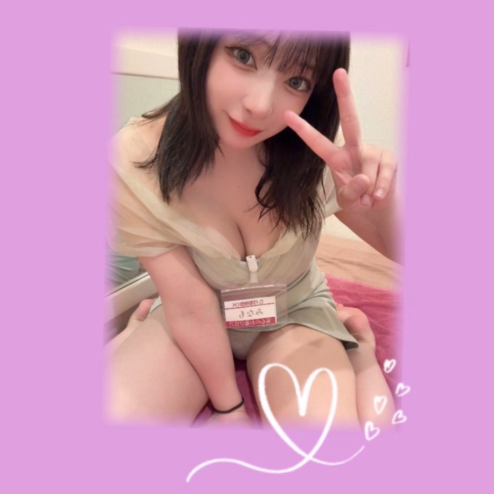 おはようございます☀️
今日は9:00〜19:00で出勤します✨
既にご予約のお兄様方ありがとうございます😭
こちらが今空いている時間帯です⬇️
15:50〜19:00
お店にお問い合わせぜひお待ちしています！！
一緒に素敵な時間過ごしましょ😆💖

では今日も楽しんで行きましょ🫶