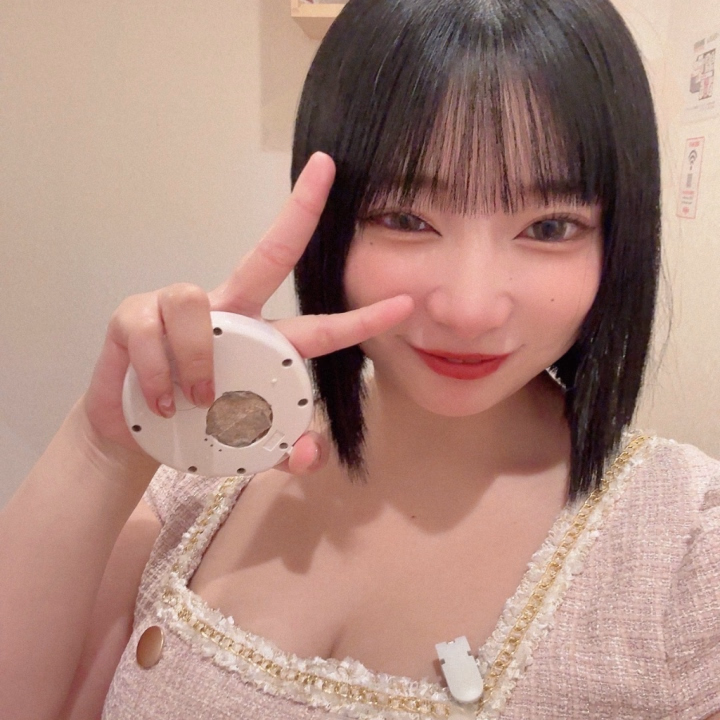 こんばんは🌙
明日は15:00〜24:00で出勤します✨

既にご予約のお兄様方ありがとうございます😊🫶
まだ空きあるのでぜひお誘いお誘いくださると嬉しいです！！

また返信なかなかできずすみません！！
今からお返事させていただきます🙏✨

ではまたー！！！