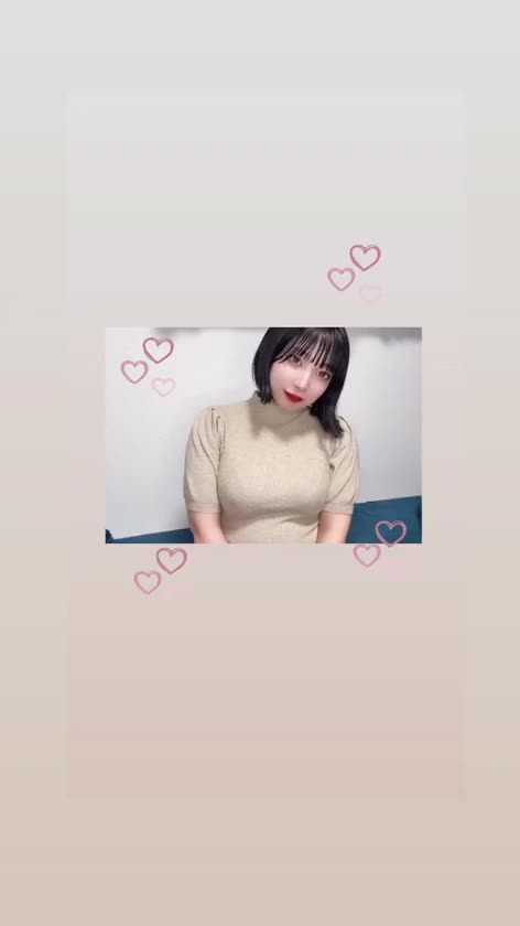 久しぶりに動画投稿！！
恥ずかしいけれど見てくれたら嬉しいな🙏💗
