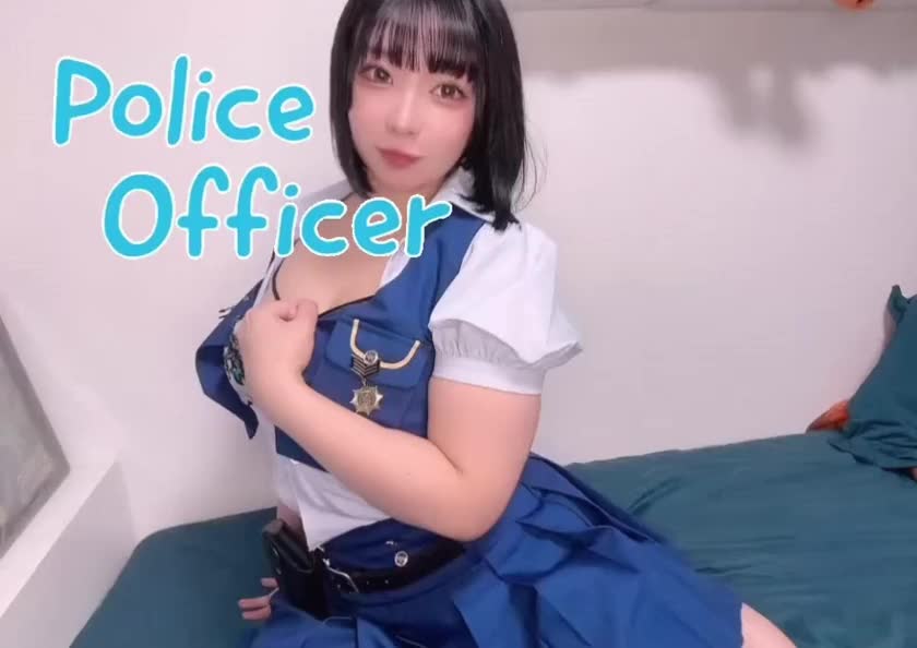 第一弾はポリス✨
応援よろしくお願いします😏💗