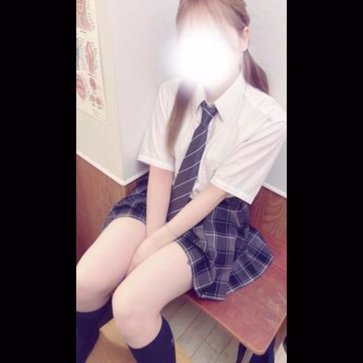 天気わるいらしい外☃️
 
寒い日はいっしょに
あっためあいたいねっ！
 
18時から登校するね☺️
教室あたためて〜せんせいのことまてるよ〜🐱💓