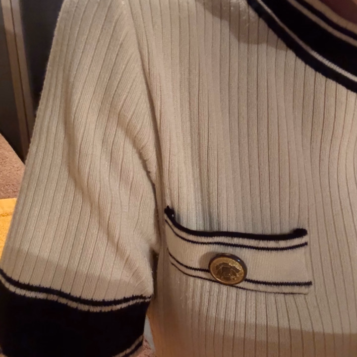 こんばんは😊

昨日同様に、まだ治り途中なので

お手柔らかによろしくお願いいたします🙇‍♀️🙏

ラストまで出勤してます✨


ぽぽ🐰