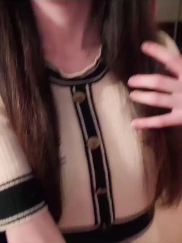 ロングにしたくて伸ばして早2年🤣🤣🤣

本日、ラストまで出勤❣️

スタート1本目からご予約ありがとうございます！！

いっぱい🧴ぬるぬるなろうね♡


ぽぽ🐰