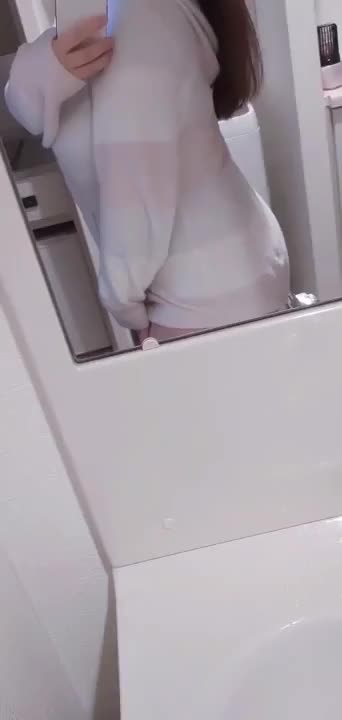 [リクエスト投稿]
過去に反響のあった動画を公開🫶
くびれや身体のラインがわかる動画が観たいというお声を頂いた時のものです💕
推しパーツの、Tバック愛用だからこそのヒップラインもわかりやすいでしょ✌️