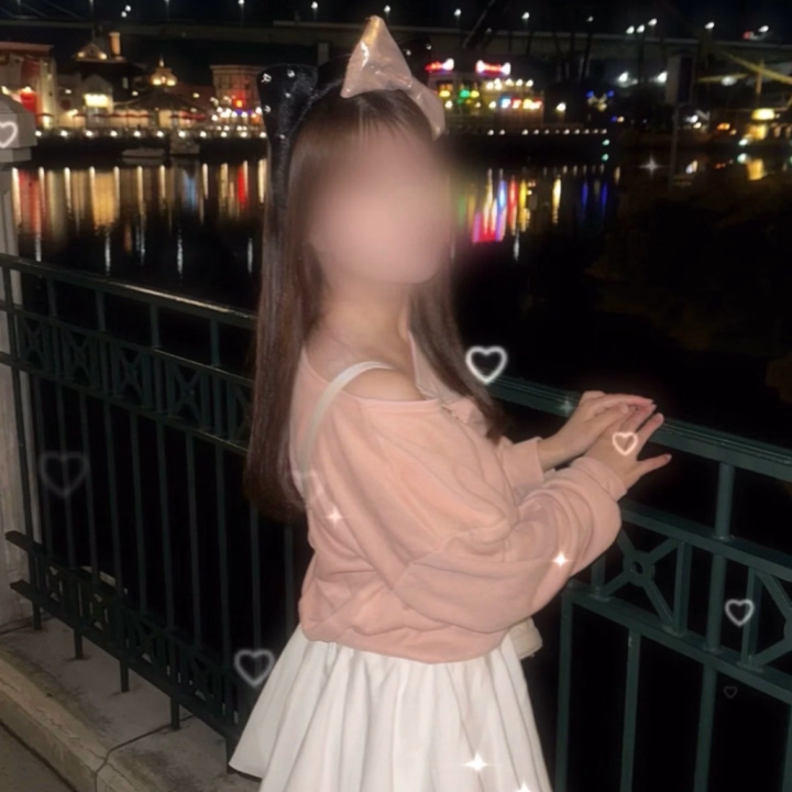 こんばんは♡ゆりです🩷

本日もご予約完売ありがとうございました🥰✨

会いに来てくださったお兄さん達のおかげで、ずーっと楽しくて笑顔いっぱいの1日になりました💕

そして、2日続けて指名してくださったお兄さん🥹🫶また会いに来てもらえたことが本当に嬉しくて、とっても幸せな気持ちになりました💓

一緒に過ごした時間があっという間で、たくさんお話したり笑ったり✨素敵な時間を本当にありがとうございます🥰

こうして「また会いたい」って思ってもらえることが、ゆりにとって何より嬉しいです💖

仲良しのお兄さんも、まだお会いしたことのないお兄さんも💕また楽しい時間を一緒に過ごせたら嬉しいな🥰

次回出勤は🌷6月3日 11:00〜15:00🌷

お時間合うお兄さんはぜひ会いに来てくださいね🩷またお会いできるのを楽しみに待ってます🥰✨