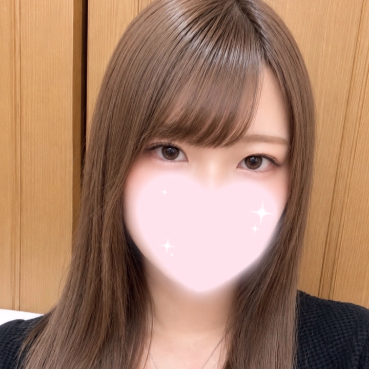 おはよー！！

昨日みんな台風大丈夫だった？？
せいらは無事でした☺️

今日は6月に入ってからの初出勤‼️
12:00~います✨️

会いに来てねー♡