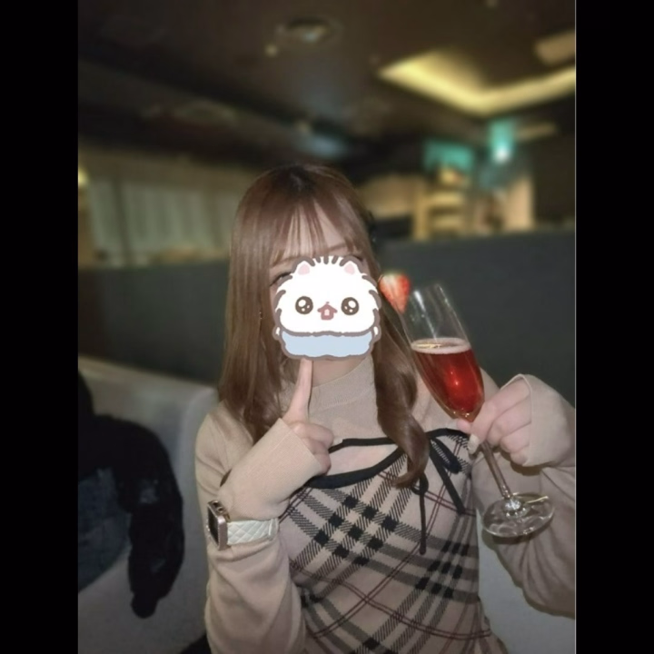 本日２回目の出勤✨✨😻

まだまだたどたどしいところあるけど頑張ります🍒🥺🥺もし良かったらご指名お待ちしております♡♡