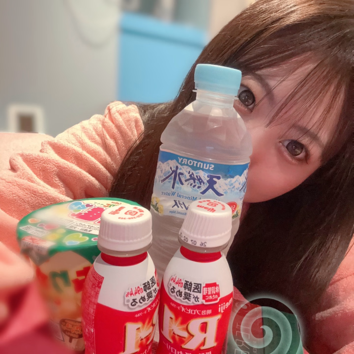 仲良し様👅

今回もありがとうー！！！
そして差し入れも毎回ありがとう🥺
一応スタンプで若干隠しとくね笑

今回もやーっぱり時間が😂
楽し過ぎるから良きなのですが︎👍🏻 ̖́-
🪞越しのえちも🙆‍♀️

ほんとに全部褒めてくれて嬉しい！
またタイミングあった時に
突然現れてね🌟待ってる笑

ゆあ🐈🐾