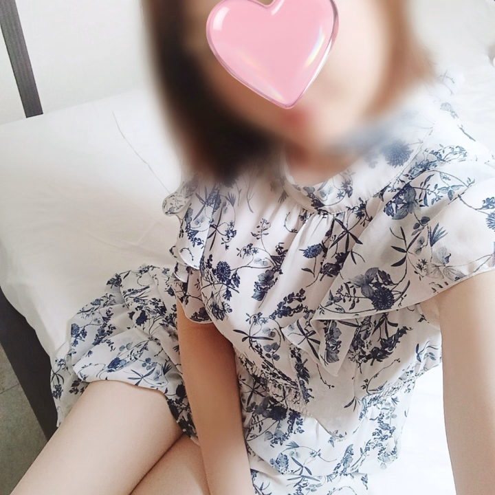 退勤しました！
本日初出勤でした！
優しいお兄様にお会いできて嬉しかったです🥰

次回未定ですが、お仕事の予定が決まり次第予定あげます🫡
平日の夜が多くなると思います〜🌟