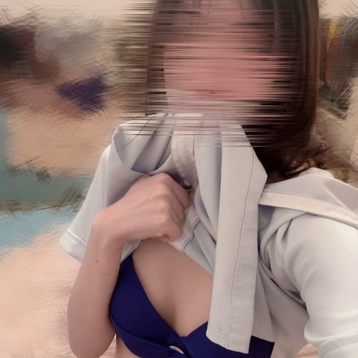 お兄様、おはよ〜っ🥺💕
朝からふゆに会いに来てくれたら嬉しいなっ🫶🏻💋
今日はちょっぴりドキッとするふゆをお届け…🤭💗
こんなふゆは好きですか?♡
マット好きなお兄様も大歓迎っ✨
おすすめは75分コースからだよっ🫧
気になってくれたお兄様は、ぜひ今のうちにご予約してね?💌
会えるの楽しみに待ってるねっ🥰💕