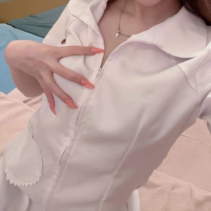 写メ日記を見てくれてありがとう♡
実際に会ったら、写真よりかわいいって思ってもらえたら嬉しいな🥺💕
ふゆの声や雰囲気も、直接感じてほしい♡
火曜日の素敵な出会いを楽しみに待ってるね🐰