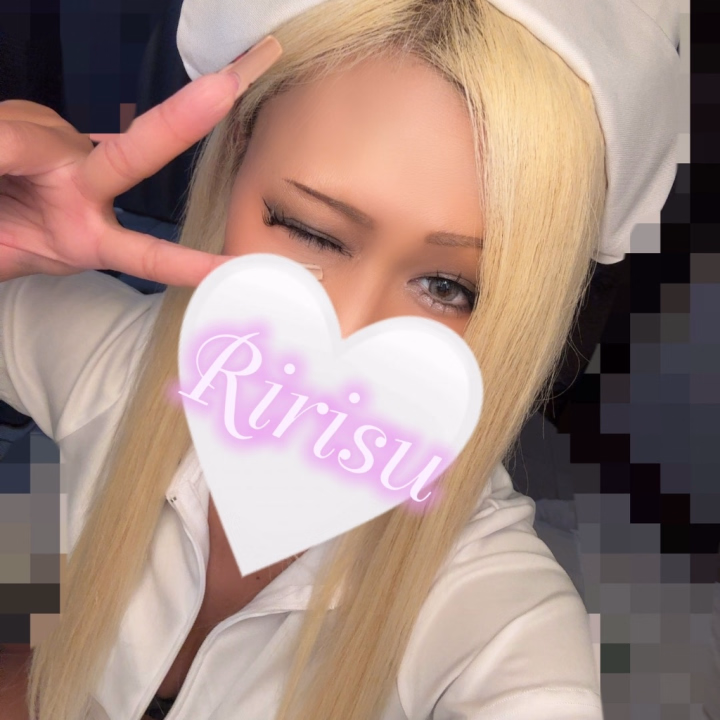 やほー💫
今日は短い時間だけど
出勤するよーん！

16:30〜20:00までいるよー🌈✨

バドワイザーにするか、
ナースにするか、、、

さてどっちにしましょー💖