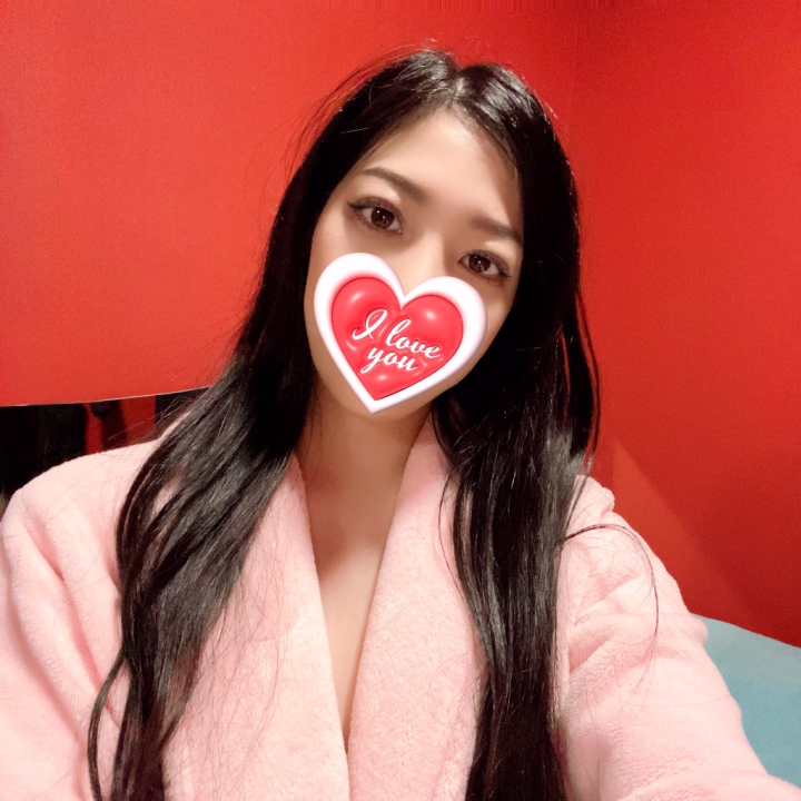 おはようございます🥰若菜です❣️



昨日はたくさんの仲良し様、初めまして様、会いに来てくださってありがとうございました☺️💓💓




今話題のフィギュアスケートのりくりゅうペアの、三浦りく選手に似てると言われ嬉しかったです😘




本日夕方以降🈳あります🩷
ご予約お待ちしておりますね😊✨



明日はかなり混み合っておりますので、本日会いに来てくださったら嬉しいです☺️☺️