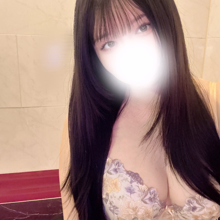 おはようございます🌷


久しぶりに会いにきてくれた兄さんやいつも来てくれるお兄さん、2度目ましてなど
いろんな出会いがあって嬉しい😳♡


口コミ書いてくれた方もありがとう😢🤍


今日も元気に出勤してるよ！
ゆうなと遊ぼうね⭐️✨