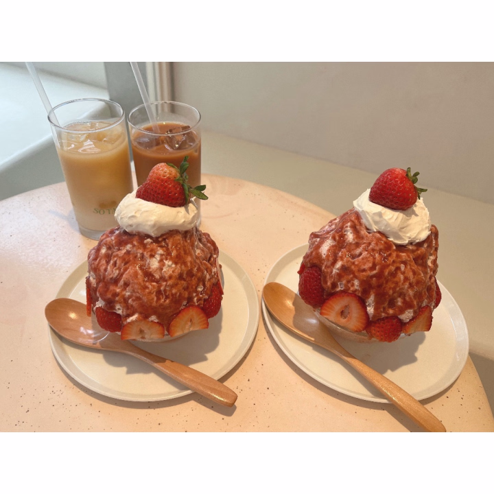 こんにちは
ゆのんです

明日11:00〜16:00までお店にいます♡

昨日はお友達とかき氷食べに行きました🍧💕
今年は色々なお店のかき氷屋さん行ってみたいです🚶‍♀️

それではまたね♡