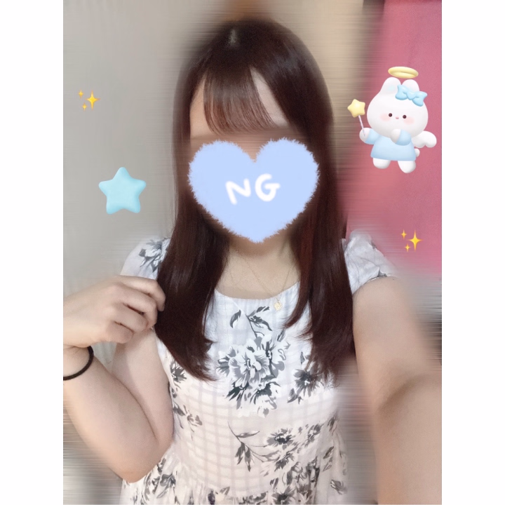 おはようございます☀️
ゆのんです

今日11:00〜16:00までお店にいます🐬

今月15日からお店でイベントているのでお楽しみに…💭♡

今日も暑くなるみたいなので水分補給して体調管理に気をつけましょうね😊！

それではまたね
