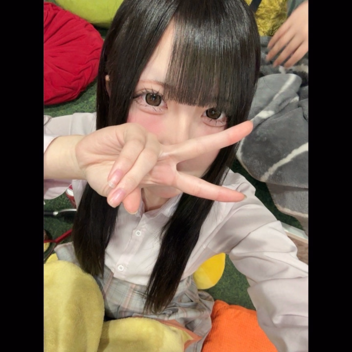 こんにちは！みるくです！
本日15時から23時出勤してます💞💞💞
ぜひ遊びにきてください💞🍓
お待ちしております🙇‍♀️🙇‍♀️🙇‍♀️