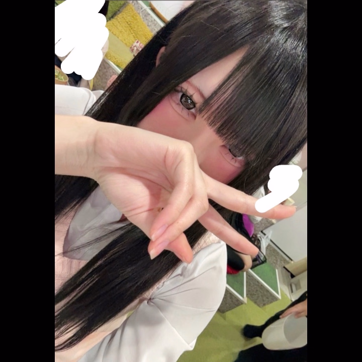 こんばんは！みるくです！
本日18時から24時出勤してます💞💞💞
今日寒いので服装に気をつけようね！