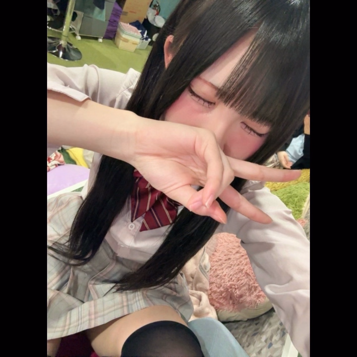 こんばんは！みるくです💞
本日18時から23時出勤してます😊✨
今日ゆっくりめだから独り占め出来ちゃうよん！💞💞💞
ぜひ遊びにきてください💞