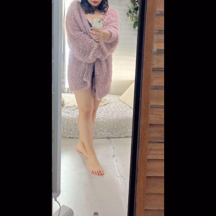 出勤しましたᕦ(ò_óˇ)ᕤ

寒いね〜❄️

今日は夜までいるので癒されに来てください♡


あいこ