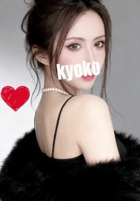 ほら…いい子にしてたらご褒美あげるよ💗
恭子の聖水ゴクゴク飲んで💓💗💗