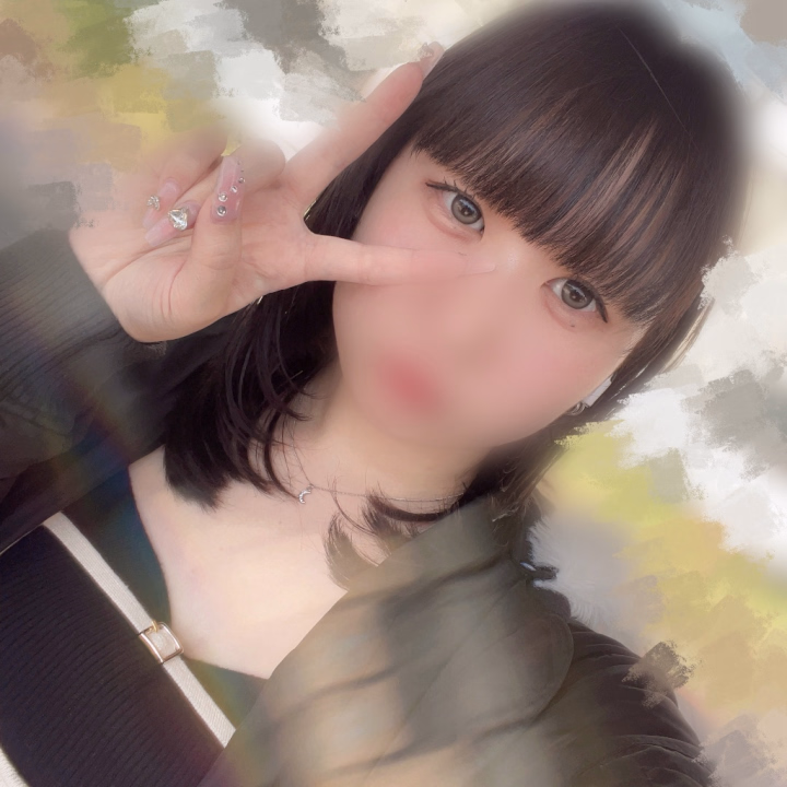 お久しぶりです（т-т）


バタバタしちゃってなかなか更新できてなかった😭

すずのこと覚えてるおにーさんいますか(ˆ꜆•̥ ·̭ •̥꜀ˆ)

1,2年振りに真黒に染めたんだぁ👶🏻🖤ᩚ
また少しずつヒメチャンも動かしていくので仲良くしてください⩌⩊⩌💓