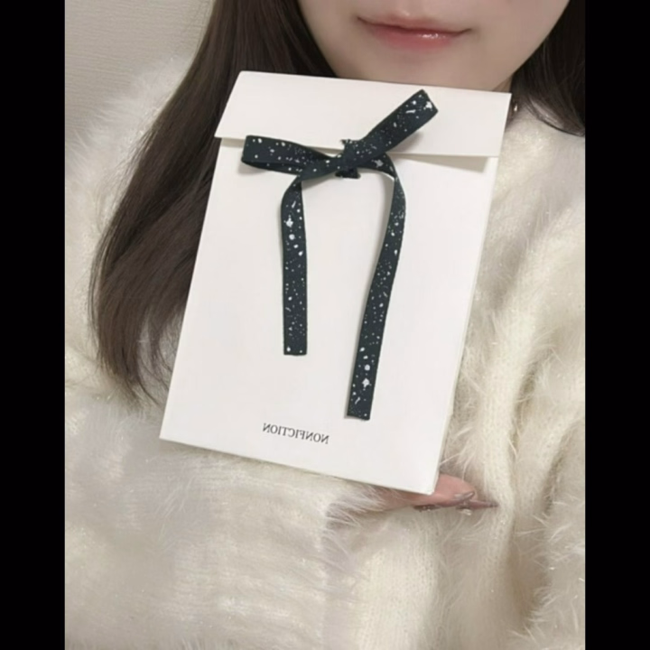 こんばんは！ののかです🎀

体調不良でお久しぶりの出勤になっちゃいました💦

この前の出勤の時本指お兄さんから、、、🫣🎁
センス良すぎだしめっちゃ良い匂いで愛用中💕

今日、22時〜27時半でいてます🙌🏻
お待ちしてます🫶🏻