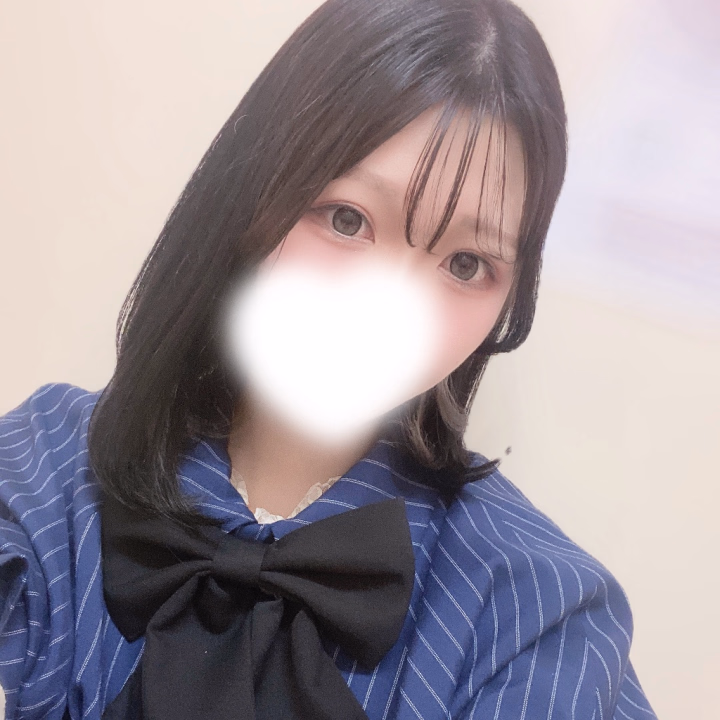 おはようございます🌱
本日9時〜17時の予定でしたが、昨日指をぱっくり切ってしまい本日も病院に行かなければいけないので16時までに変更していただきました🥲
麻酔して縫いました、、人生初🪡
お兄さまたちも刃物には気をつけてね( ；ᵕ； )


࣪˖ ꒰ঌ  みみ  ໒꒱ ˖ ࣪