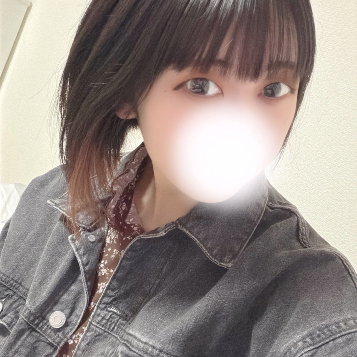 かすみです(ﾉ)`∨´(ヾ)

スタートから遊んでくれたお兄さん
ありがとう〜！！

久しぶりだったね🎶
また会えて嬉しすぎる⊂( ᴖ ̫ᴖ )⊃

いつも本当にありがとうね💕︎

また遊びに来てねᐡᴗ͈  ̫ ᴗ͈ᐡ‪‪


出張のお兄さんも
楽しい時間をありがとう🥺

ためになる話を聞けて
かすみもレベルアップ⬆️しました︎( ｰ̀ωｰ́)

また遊びに来てください🎶


本日、初日なので
お手柔らかにお願いします₍ᐢ‥ᐢ₎♡
(敏感すぎてやばかった)



かすみ