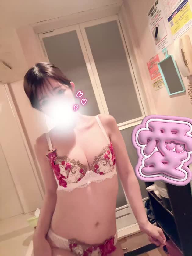 久しぶりちゃん(՞⸝⸝ɞ̴̶̷ ·̫ ‹⸝⸝)ಣ
忘れてないよね？
動く加藤さんです🔞❤️‍🔥
今月ももうちょい😭
ラストもお兄さまとぬるぬるイチャイチャしようଘ(੭♡⸝⸝⸝ᵒ̴̶̷̥́ ﹏ᵒ̴̶̷̥́ ⸝⸝)੭