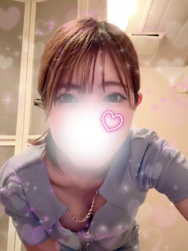 まだまだ勇気が出ないTバック🥺💘
フルバックのおパンチュでも愛して？///