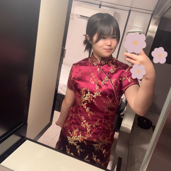 こんにちは☀️

朝は、休息を頂きありがとうございました🙇🏻‍♀️💕

いつもより亀さんですが、うごいてます👍

そんな亀さんは、皆さまの予想を裏切らず
イーブイを忘れてきました🐢💨

ごめんなさい🙏💦

そして、お店のチャイナを借りました✌️

この色は苦手意識が強いですが
大好きな色で
意外と似合ってるから幸せ❤️

明日はイーブイ‼️絶対に‼️イーブイ‼️



朝。燃えるゴミは忘れず出せた🔥
コレだけは褒めてお願いします🙇‍♂️🙇🙇‍♀️