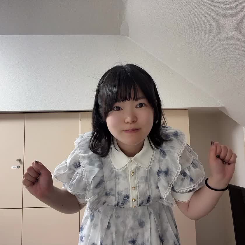 おはようございます🌤️

ホームページの動画投稿が上手くいかなくて…ボーイさんに直してもらいました👍💕

テストで何かアップしたいのですが
５秒以上。動かないと投稿できなくて💦

思いついたのが、、、
錦鯉さんのつかみ🤣笑笑

エドはる◯さんも思いついたんだけど、流石に平成すぎるかなぁって思って😅笑笑

リクエストあったら、やる。
👍💨👍💨👍💨👍💨👍💨🙋‍♀️💨

それでは、では‼️
💟本日８：００－１６：００💟
お待ちしております(*≧∀≦*)