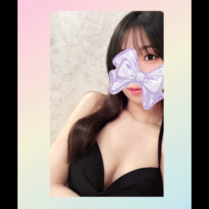 よなです🌙* :ﾟ

何だかんだでOL仕事が忙しく、
久しぶり吉原続きになってしまいました💦
欲求不満👊😡

先日髪のカラーとカットとトリートメントで
めちゃくちゃメンテナンスしてきたので、
さらさらつやつや髪の毛触りに来てください😊♡

今日は20時くらいまでいます！
お仕事抜けてきてくれたり、
お休みの日に来てくれたりいつもありがとう♥️
今日もたくさんイチャイチャできると嬉しい♥️