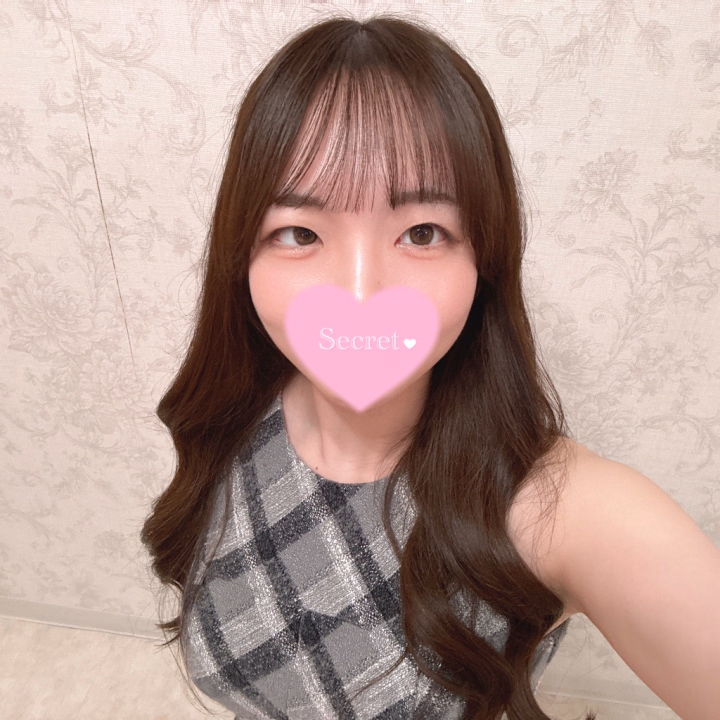 るみなです！

おはようございます！
13:00〜21:00までいるよ〜！！

昨日暑かったのに今日はあめだね☔️
天気が変わりやすいから
お兄さんも体調に気をつけてね💦

今日もこのあとお誘いまってます🫶

るみな💫