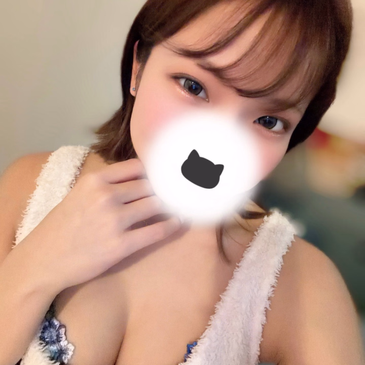 みうと一緒に甘い時間を過ごそ?💖
みうがお兄さんを
メロメロにしちゃう!🌟
みうの得意技は濃厚なあまあまプレイ🍬
みうのあま〜い誘惑に
お兄さん夢中になっちゃうかもっ😘
みうの甘々ワールドに遊びに来てね💕
お兄さんとの甘い恋の時間
楽しみにしてるね😍
甘〜いひと時を過ごしたい
お兄さん待ってます🌸