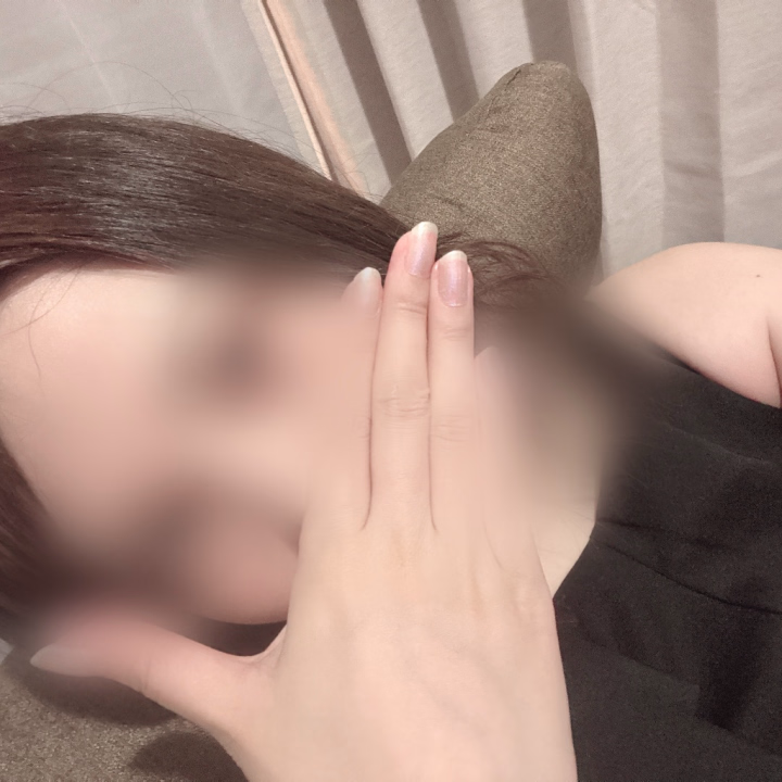 今日も暑いですね☀️

暑いですが、涼しいお部屋で涼しみましょう✨


楽しみにおまちしております！まだ空き枠ありますので、
ご予約は、お早めに❤️


もみじ